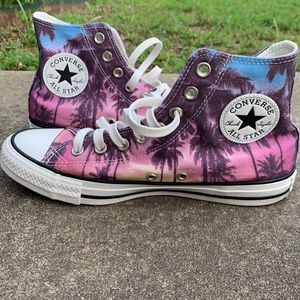 Brand new women’s Converse sunset and palm trees, size 8.5